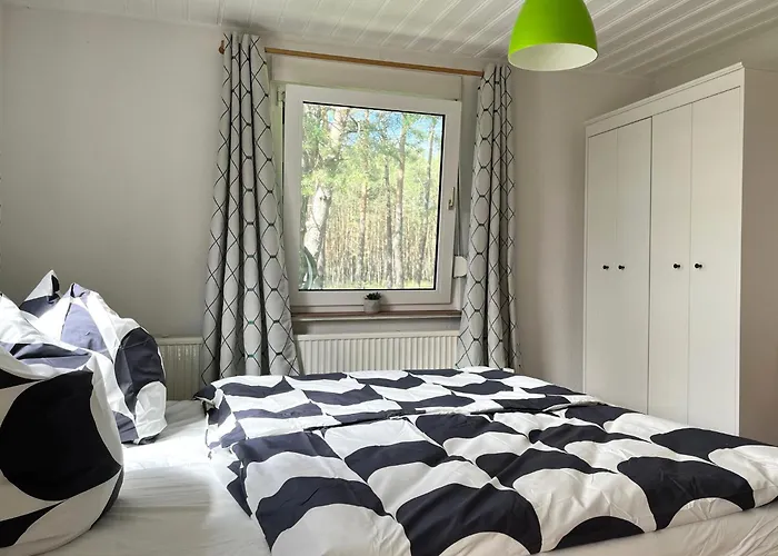 Im Wald, Am Briesener *